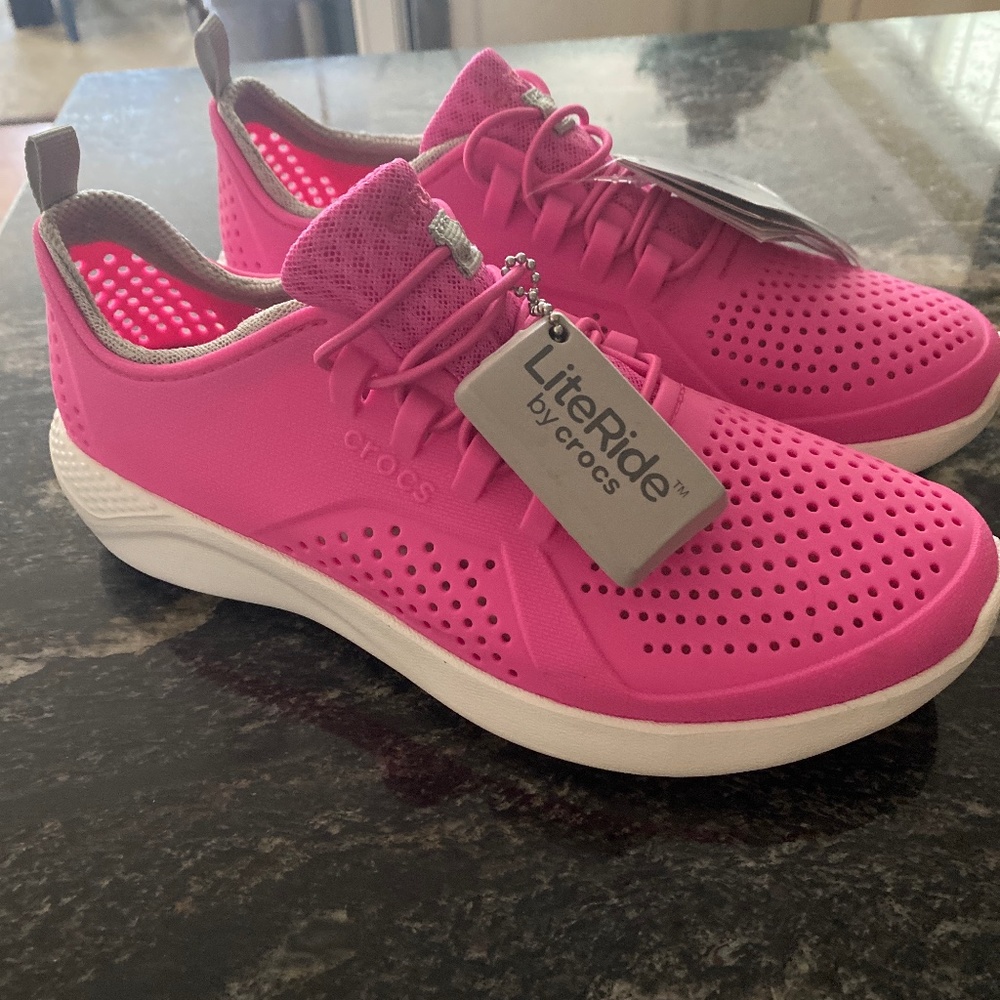 Crocs lite ride sneakers